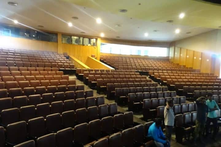 Karnatak Arts College campus in Dharwad, Karnataka, India — photo 2