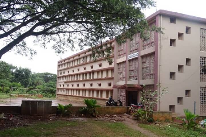 Karnatak Arts College campus in Dharwad, Karnataka, India — photo 4