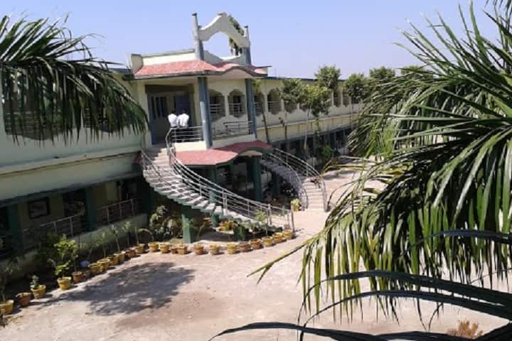 Indira Gandhi Arts and Science College campus in Janjgir, Chhattisgarh, India — photo 1