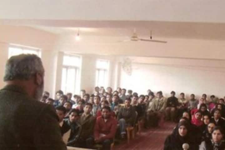 Kashmir Law College campus in Srinagar, Jammu and Kashmir, India — photo 3