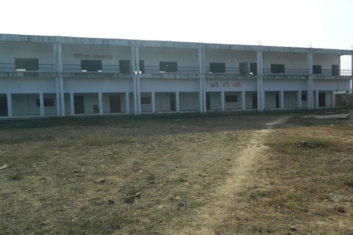Kamla Prasad Singh Snatkottar Mahavidayalya campus in Sultanpur, Uttar Pradesh, India — photo 1