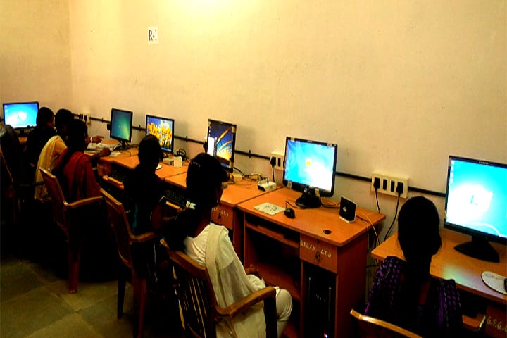 Shri YM Mallikarjunaswamy Government First Grade College campus in Yelandur, Karnataka, India — photo 3