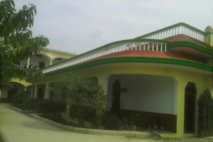 Chaudhary Chandan Singh Degree College campus in Kannauj, Uttar Pradesh, India — photo 3