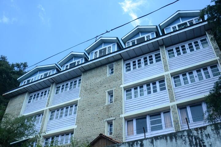 Rajkiya Kanya Maha Vidyalaya campus in Shimla, Himachal Pradesh, India — photo 6
