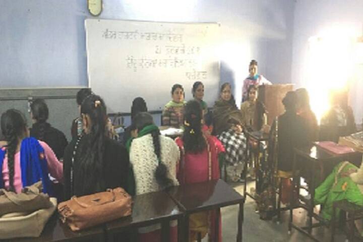 Hindu Kanya Mahavidyalaya campus in Dhariwal, Punjab, India — photo 3
