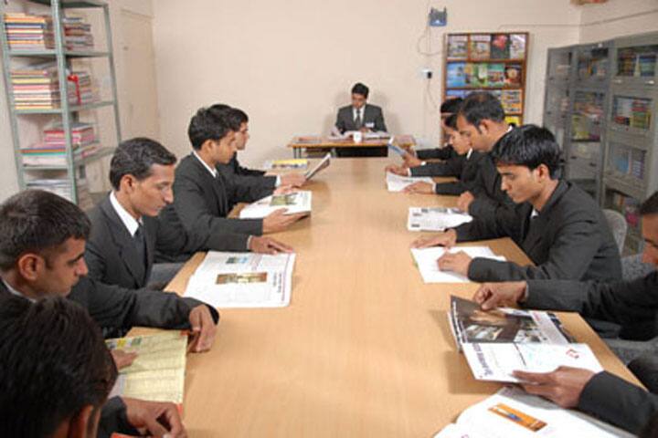 Master Balveer Singh College campus in Bharatpur, Rajasthan, India — photo 2