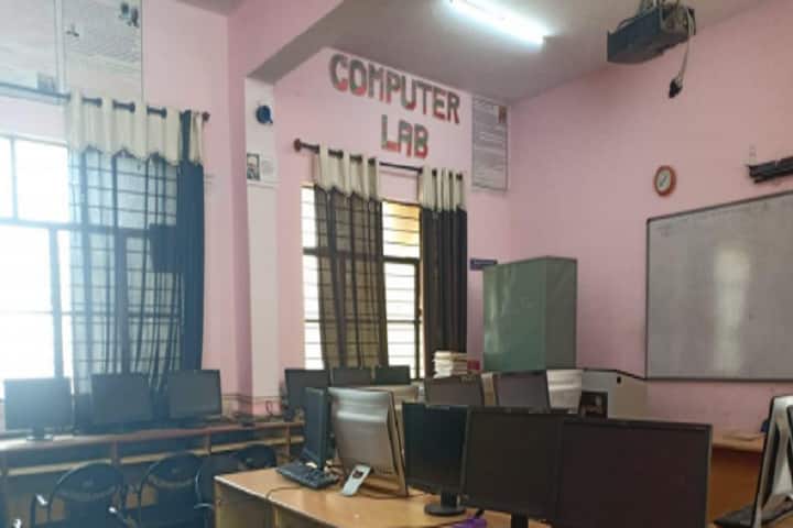 Government First Grade College campus in Chikballapur, Karnataka, India — photo 4