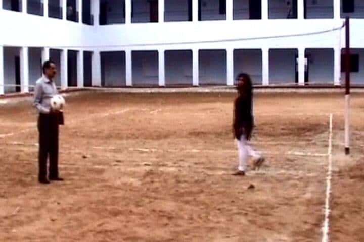 Jai Kamakhaya Jagjeevan Dharm Chandra Shukla Mahavidyalay campus in Faizabad, Uttar Pradesh, India — photo 3