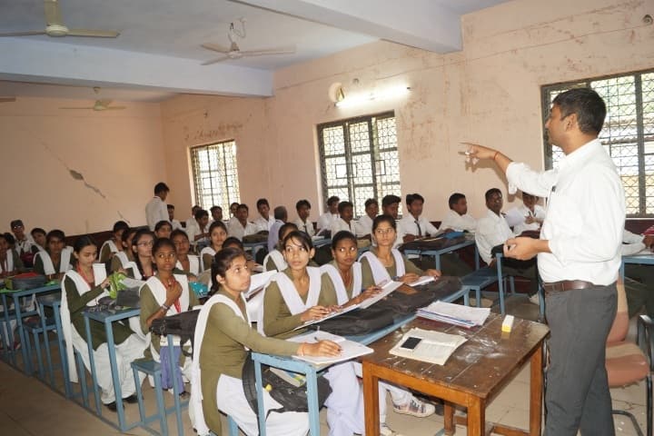 Government TRS College campus in Rewa, Madhya Pradesh, India — photo 2