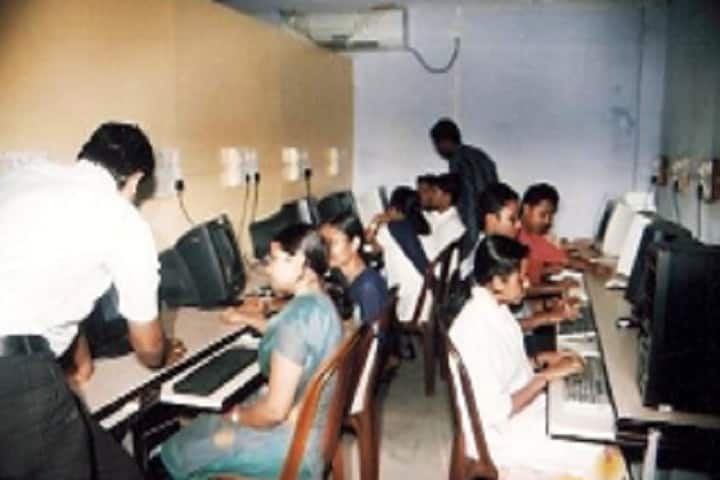 Oriental Institute of Science and Technology campus in Medinipur, West Bengal, India — photo 4
