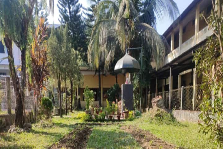 Digboi Mahila Mahavidyalaya campus in Digboi, Assam, India — photo 1