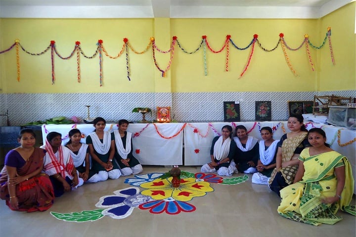 Digboi Mahila Mahavidyalaya campus in Digboi, Assam, India — photo 5