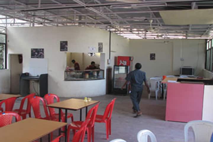 Shri USB Physiotherapy College campus in Abu Road, Rajasthan, India — photo 2