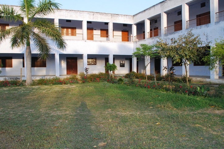 RP Post Graduate College campus in Farrukhabad, Uttar Pradesh, India — photo 1