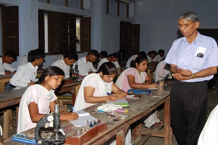 RP Post Graduate College campus in Farrukhabad, Uttar Pradesh, India — photo 6