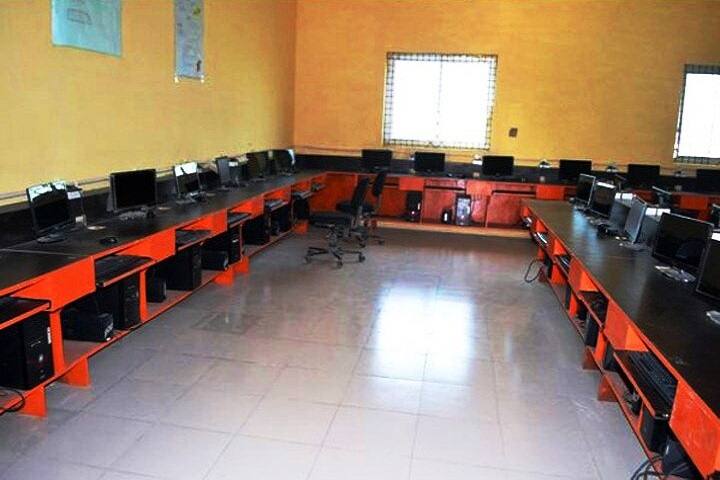 DSR Degree College campus in Bareilly, Uttar Pradesh, India — photo 4