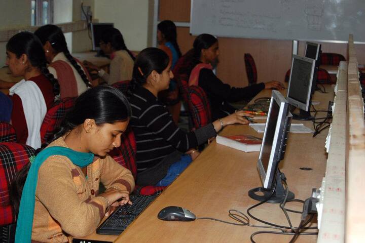 Punjabi University Guru Kashi College campus in Talwandi Sabo, Punjab, India — photo 5