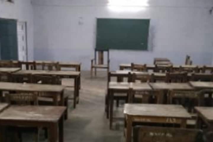 Narayan Arya Kanya Pathshala PG College campus in Farrukhabad, Uttar Pradesh, India — photo 3
