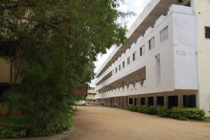 Cheran College of Physiotherapy campus in Coimbatore, Tamil Nadu, India — photo 1