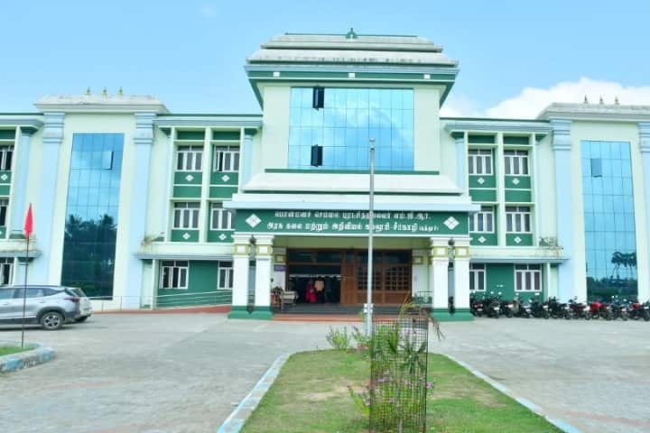 Ponmana Semmal Puratchi Thalaivar MGR Government Arts and Science College campus in Puthur, Tamil Nadu, India — photo 1