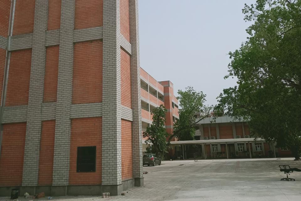Delhi Teachers University campus in New Delhi, Delhi, India — photo 2