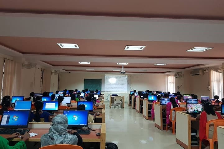 Vaageswari Institute of Management Sciences campus in Ramakrishna Colony, Telangana, India — photo 6