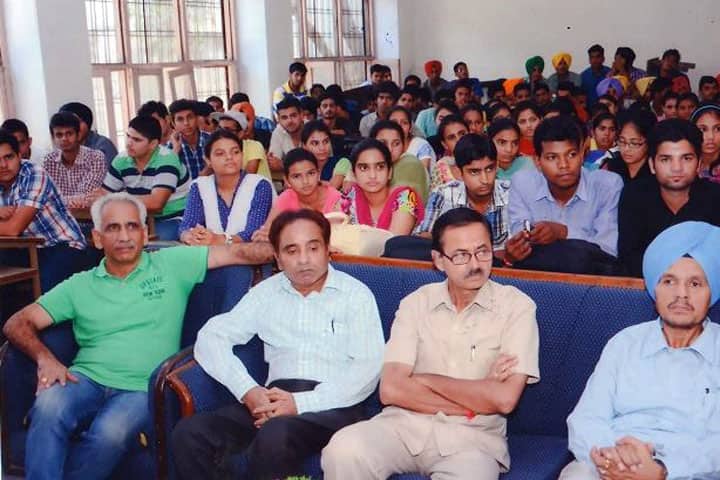 SD College campus in Hoshiarpur, Punjab, India — photo 4