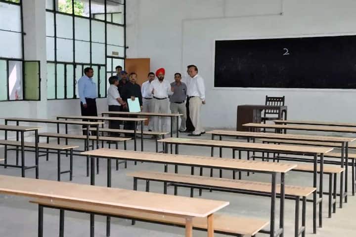 Warsi Vidhi Mahavidyalaya campus in Lucknow, Uttar Pradesh, India — photo 1