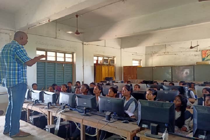 Government Degree College campus in Srikakulam, Andhra Pradesh, India — photo 6