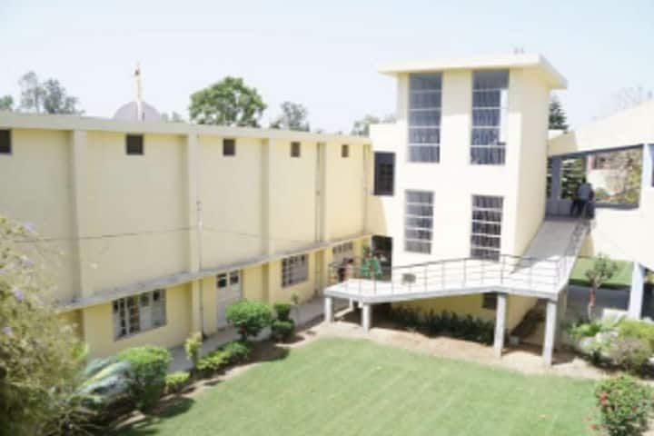 BAM Khalsa College campus in Garhshankar, Punjab, India — photo 3