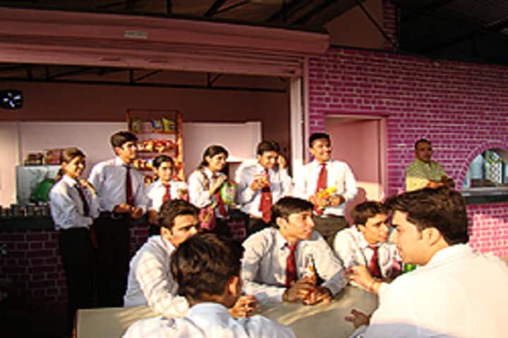 Doon Institute of Engineering and Technology campus in Rishikesh, Uttarakhand, India — photo 2