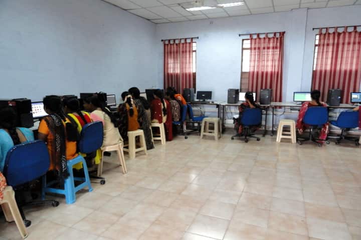 Akarapu Sharath Chandrika Devi Memorial College for Women campus in Warangal, Telangana, India — photo 5