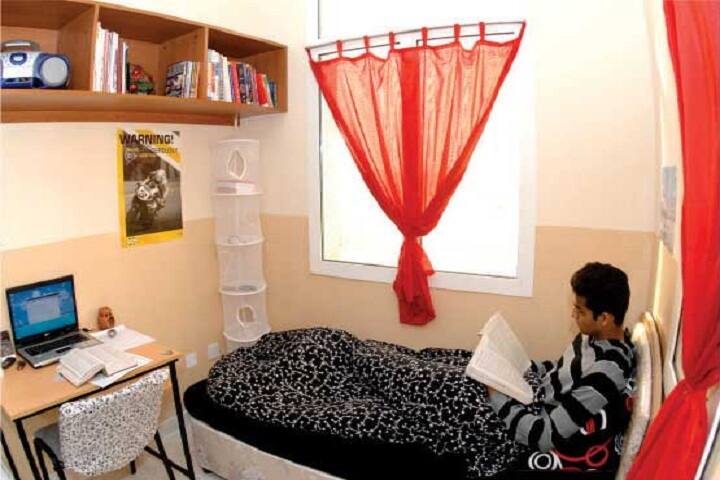 Parul Institute of Pharmacy and Research campus in Vadodara, Gujarat, India — photo 4