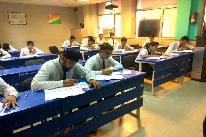 UEI Global campus in Agra, Uttar Pradesh, India — photo 4