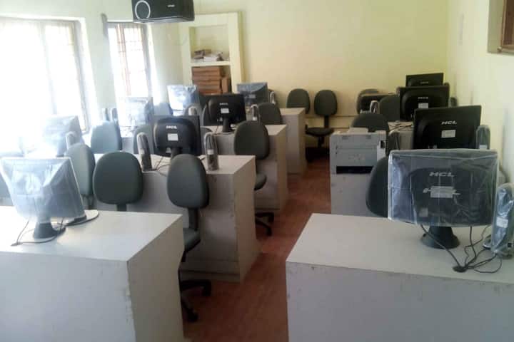 Government Sanskrit College campus in Sundernagar, Himachal Pradesh, India — photo 6