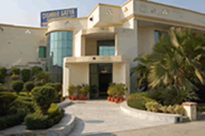 Shree Satya College of Higher Education campus in Moradabad, Uttar Pradesh, India — photo 2