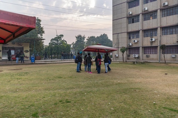 BS Anangpuria Institute of Education campus in Faridabad, Haryana, India — photo 2