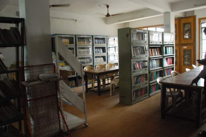 Sree Chaitanya Degree College campus in Karimnagar, Telangana, India — photo 4
