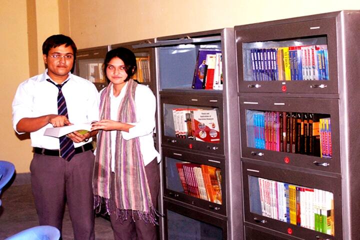 St Bosco College of Management campus in Lucknow, Uttar Pradesh, India — photo 3