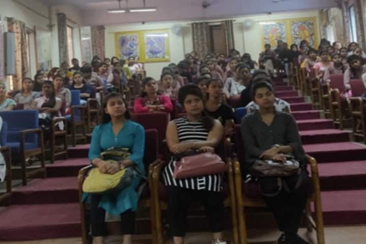 Sarojini Naidu Government Girls Post Graduate Autonomous College campus in Bhopal, Madhya Pradesh, India — photo 3