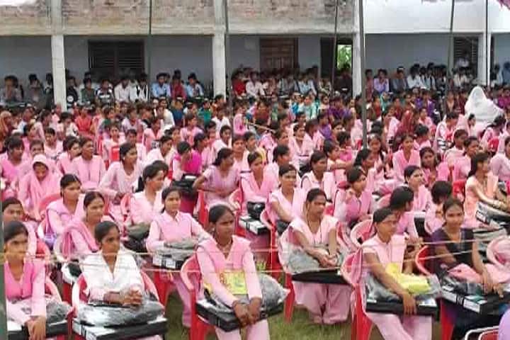 Shaheed Achaybhar Mall Mahila Mahavidyalaya campus in Mau, Uttar Pradesh, India — photo 3