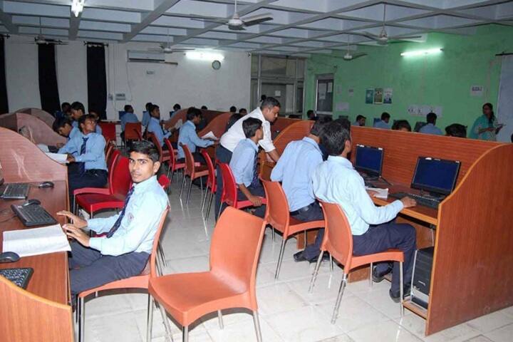 Devprayag Institute of Management campus in Phaphamau, Uttar Pradesh, India — photo 4