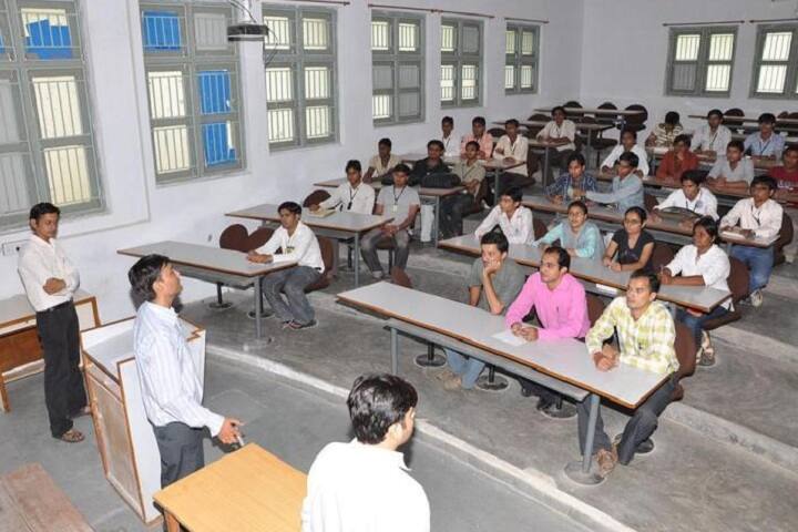 Narsinhbhai Institute of Computer Studies and Management campus in Kadi, Gujarat, India — photo 3