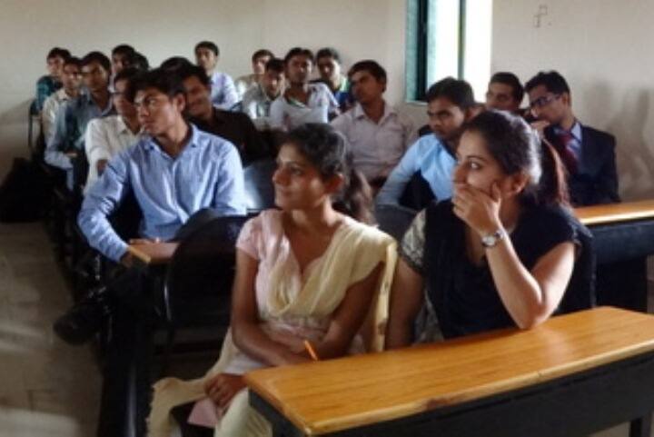 KK Parekh Institute of Management Studies campus in Amreli, Gujarat, India — photo 2