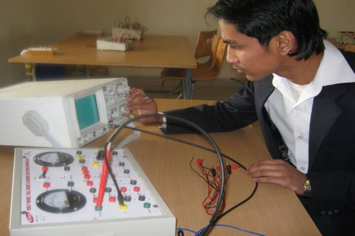 Surajmal College of Engineering and Management campus in Kichha, Uttarakhand, India — photo 6