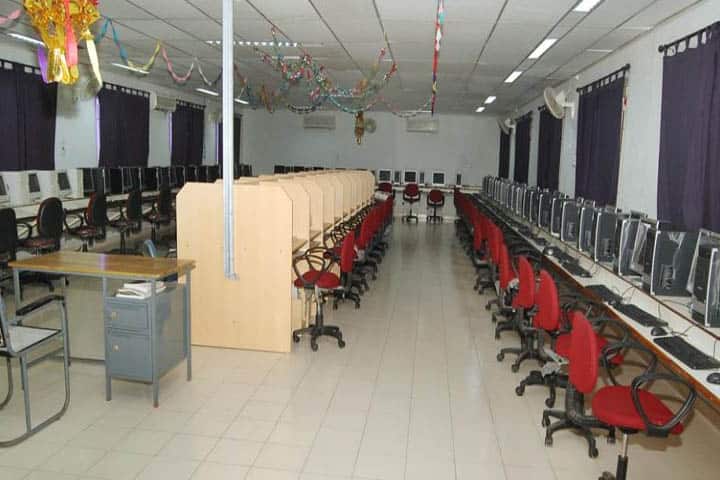 Sengunthar Arts and Science College campus in Namakkal, Tamil Nadu, India — photo 3