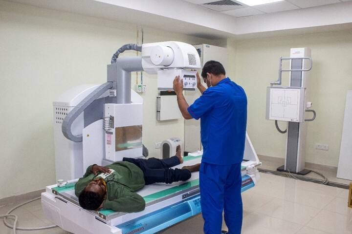 Chittaranjan National Cancer Institute campus in Kolkata, West Bengal, India — photo 3