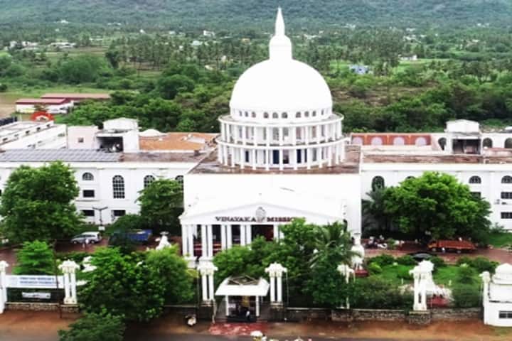 Vinayaka Mission's School of Economics and Public Policy campus in Chennai, Tamil Nadu, India — photo 1