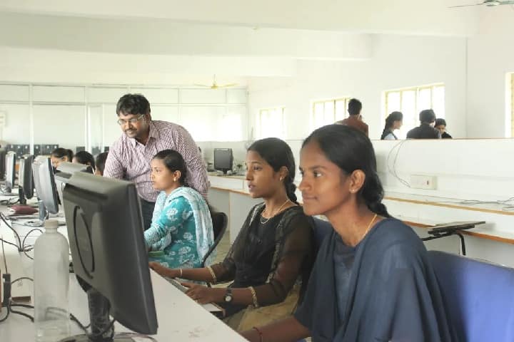Shree Vivekananda Institute of Science campus in Anantapur, Andhra Pradesh, India — photo 3