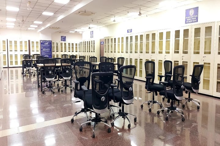 Post Graduate Institute of Medical Sciences campus in Navi Mumbai, Maharashtra, India — photo 4